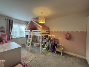 bedroom2- click for photo gallery